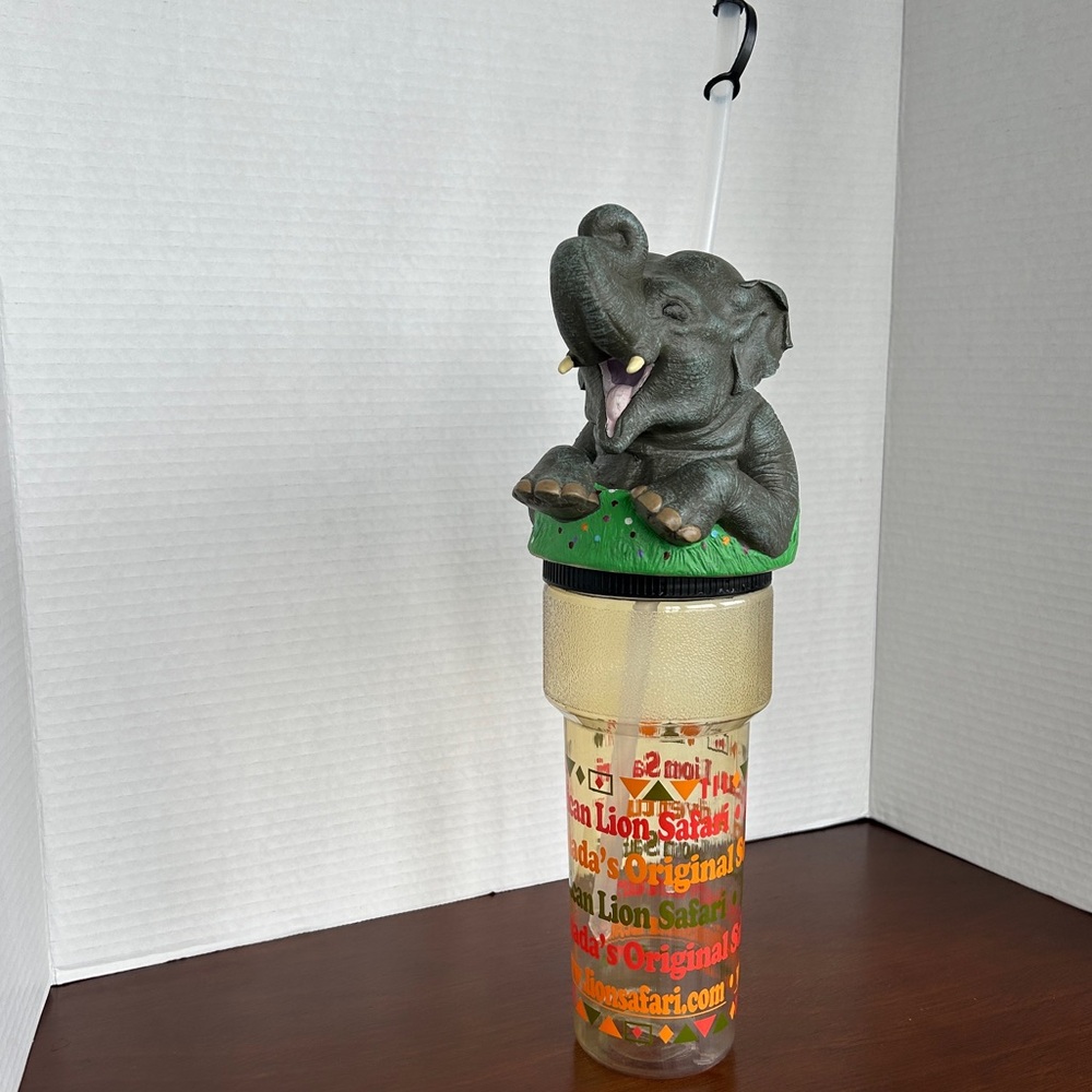 Vintage African Lion Safari Elephant Top Drinkworks Souvenir Cup 2000